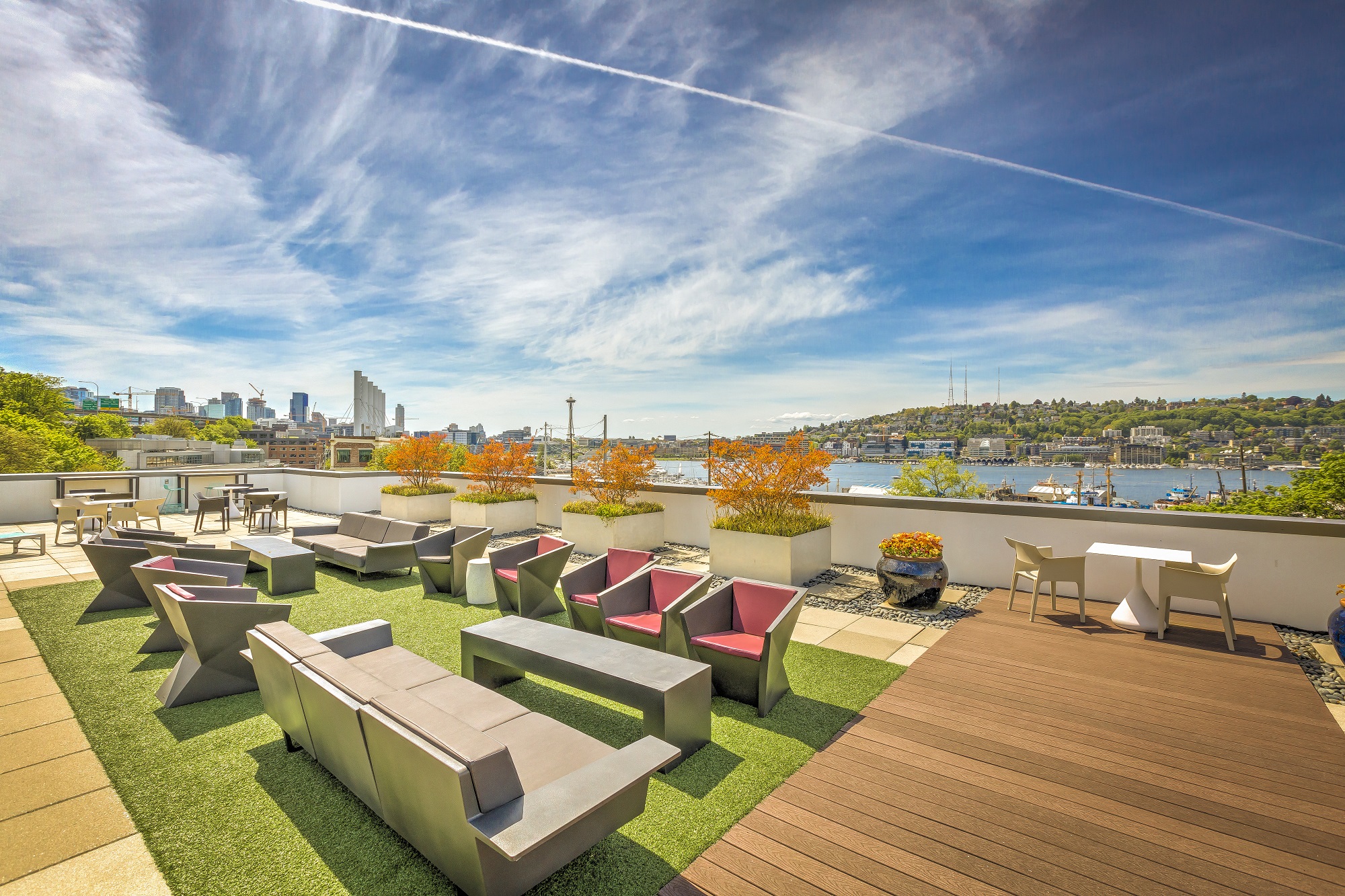 Eastlake Seattle Apartments Equinox Apartments